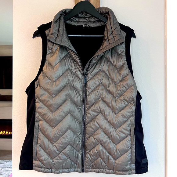 Calvin Klein Performance Down Quilted Women’s Vest (size XXL) - Picture 1 of 8